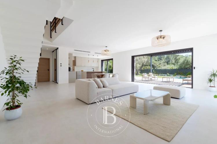 Roquefort-les-Pins - Villa contemporaine neuve aux prestations haut de gamme