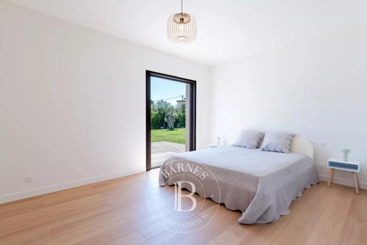 Roquefort-les-Pins - Villa contemporaine neuve aux prestations haut de gamme