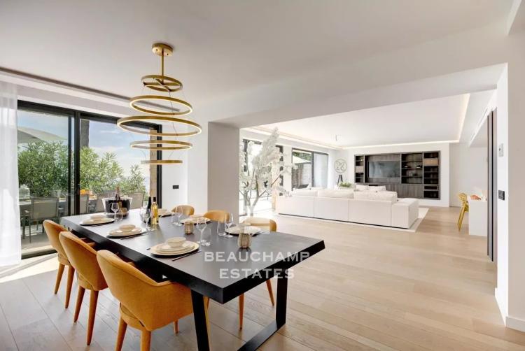 Villa contemporaine 5 chambres avec vue mer et pisicine - Golf Juan