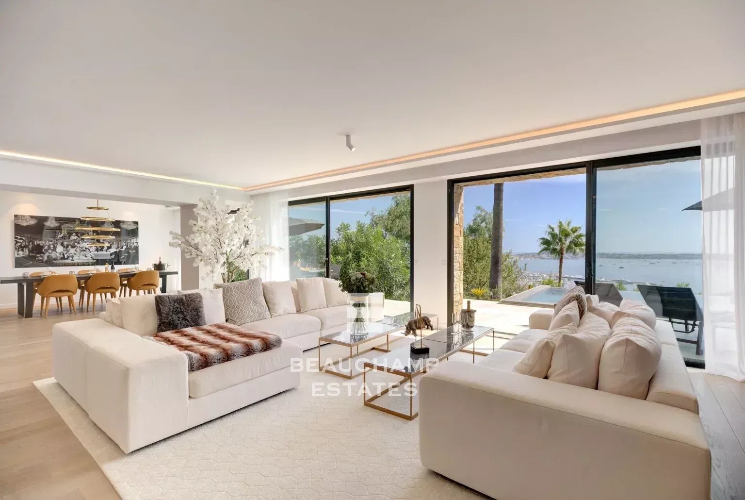 Villa contemporaine 5 chambres avec vue mer et pisicine - Golf Juan