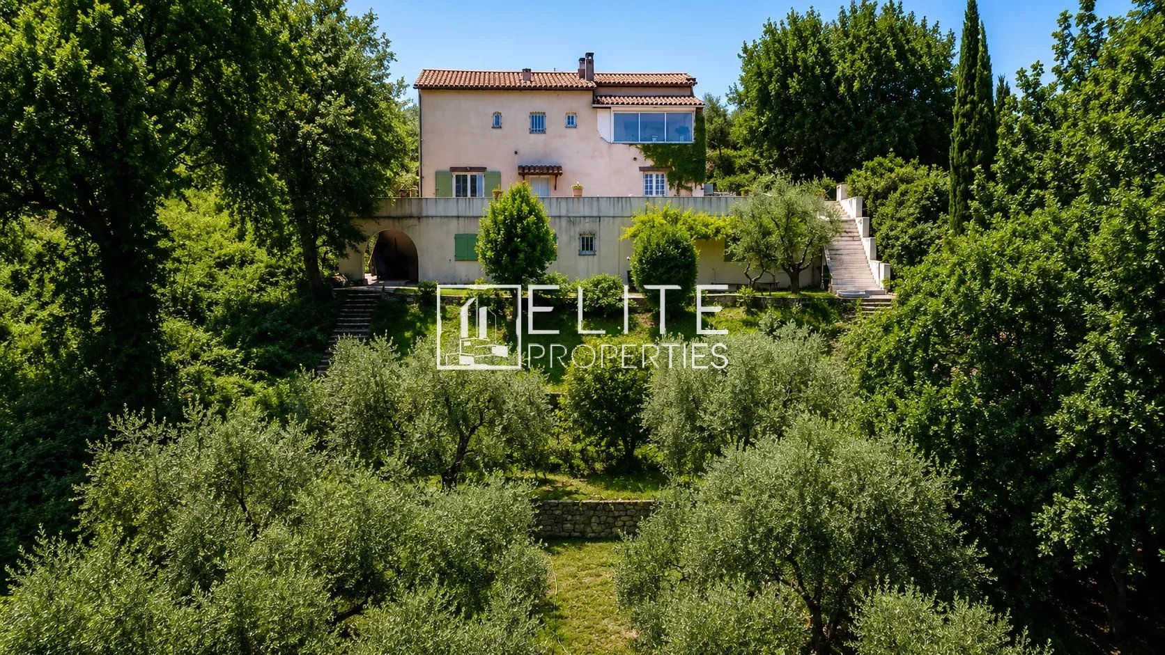EXCLUSIVITE - LA ROQUETTE SUR SIAGNE , maison de 4 logements sur parcelle de 1990 m²