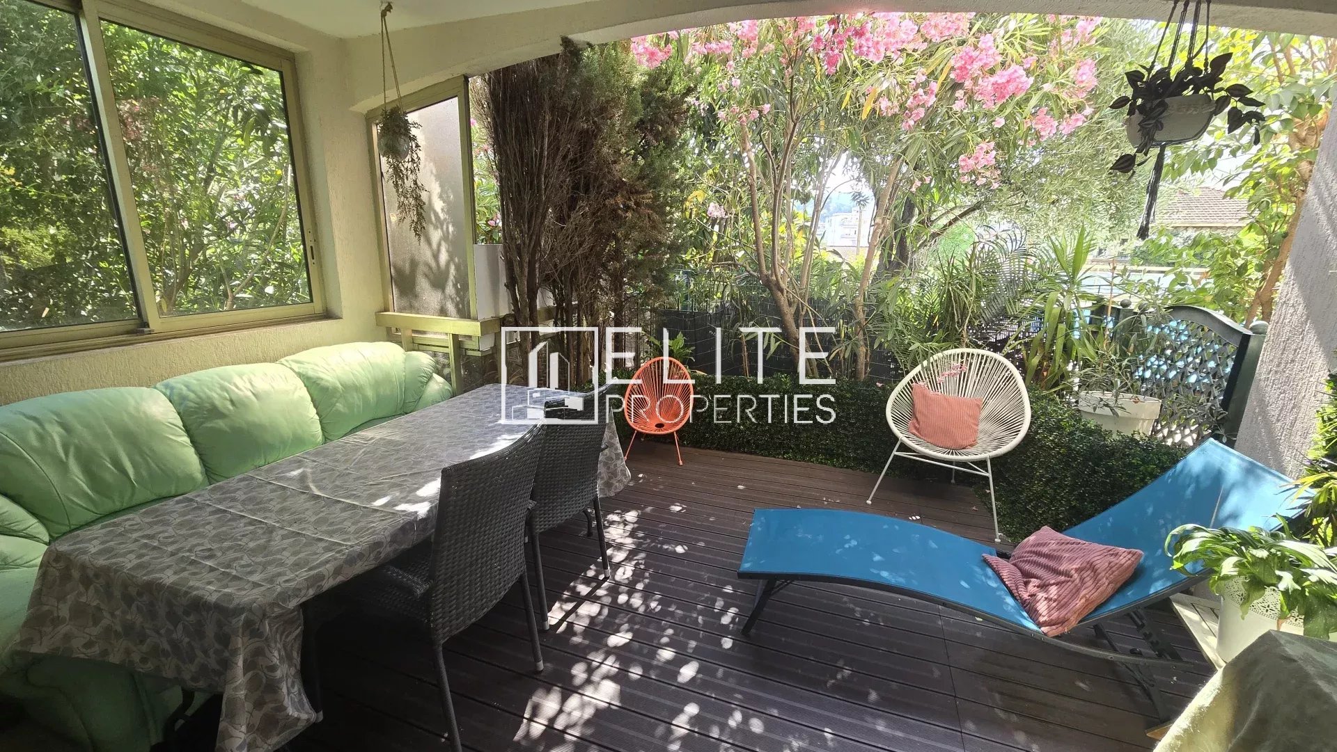 APPARTEMENT 4 PIÈCES 65 m² + GARAGE + JARDIN PRIVATIF LE CANNET