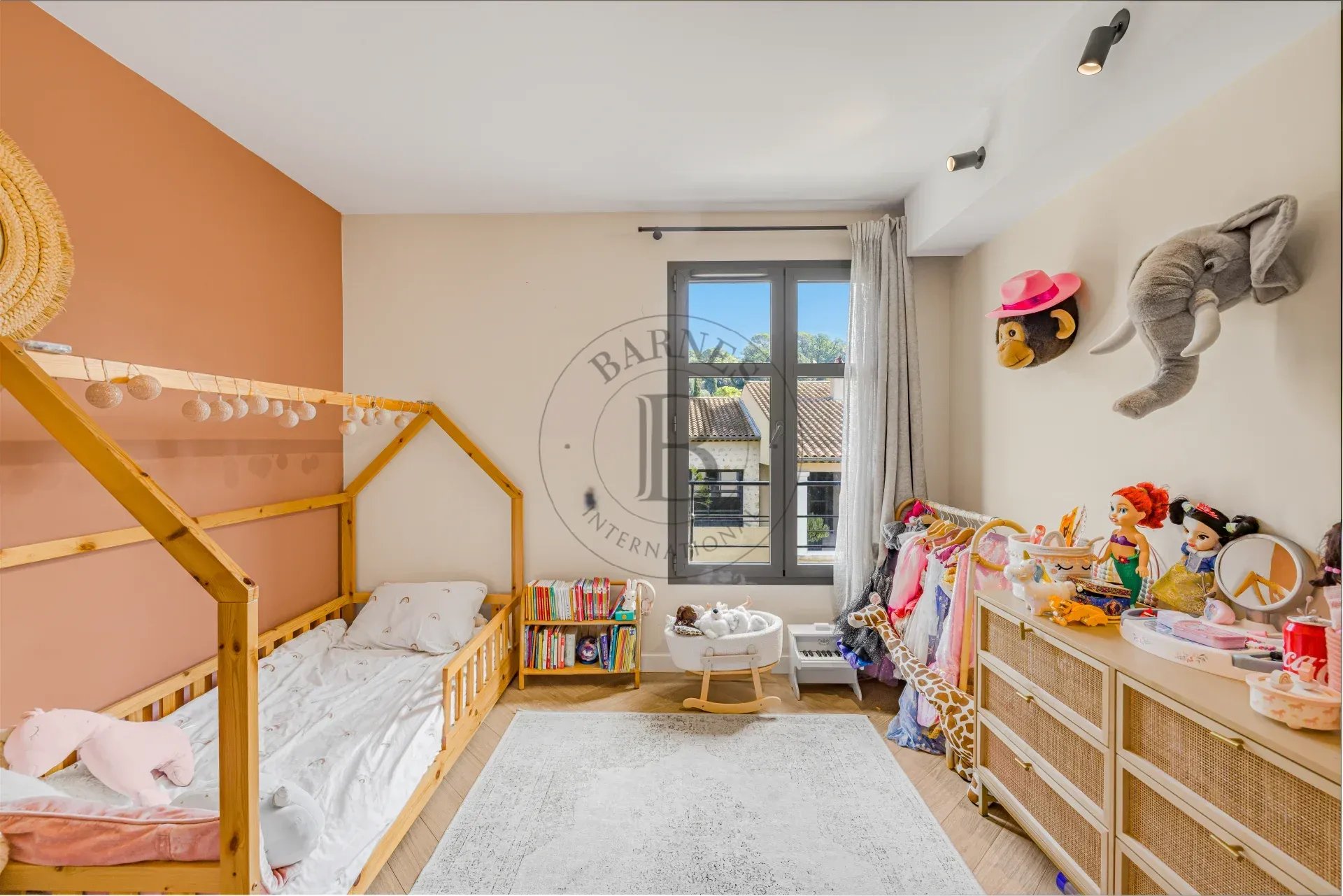 APPARTEMENT - 3 PIECES - DERNIER ETAGE - TERASSE - PISCINE