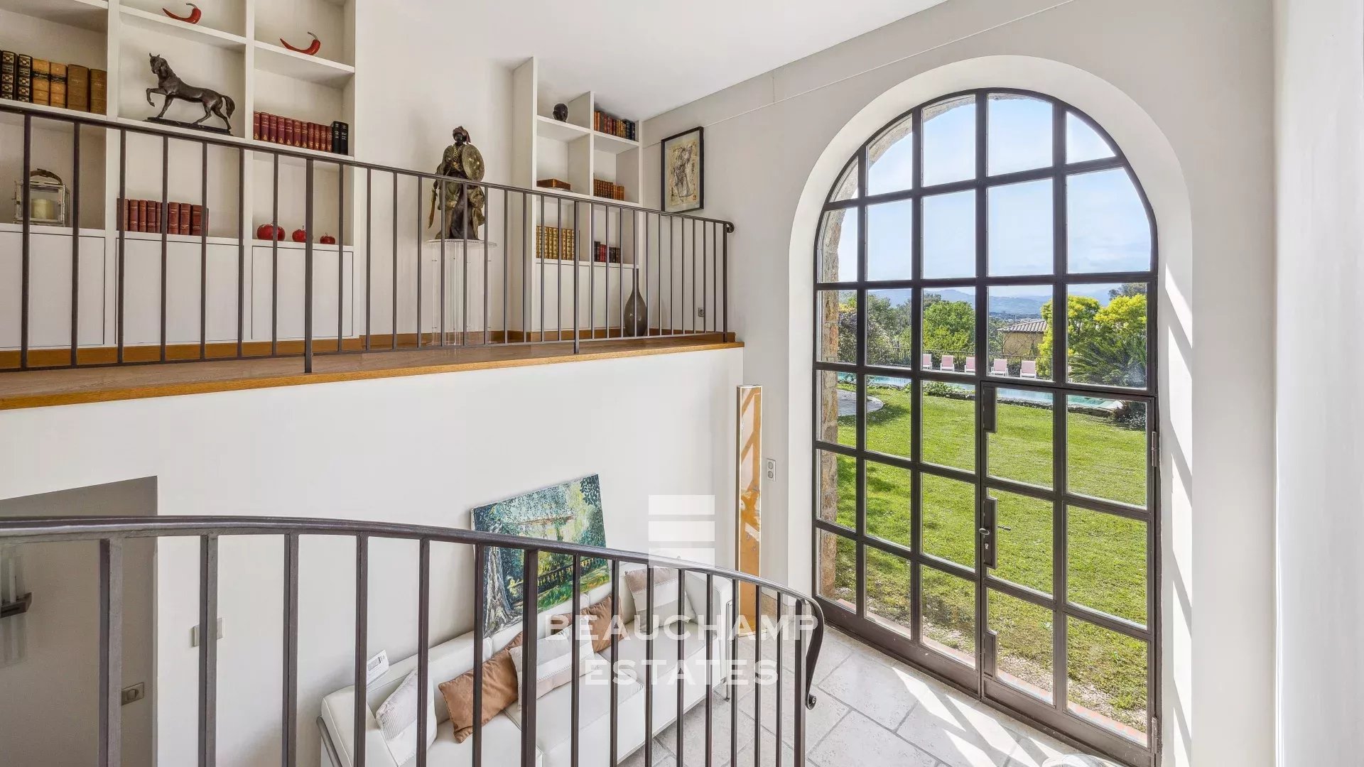 Villa provençale 5 chambres avec vue colline - Mougins