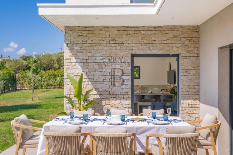 MOUGINS - VILLA CONTEMPORAINE – 4 CHAMBRES