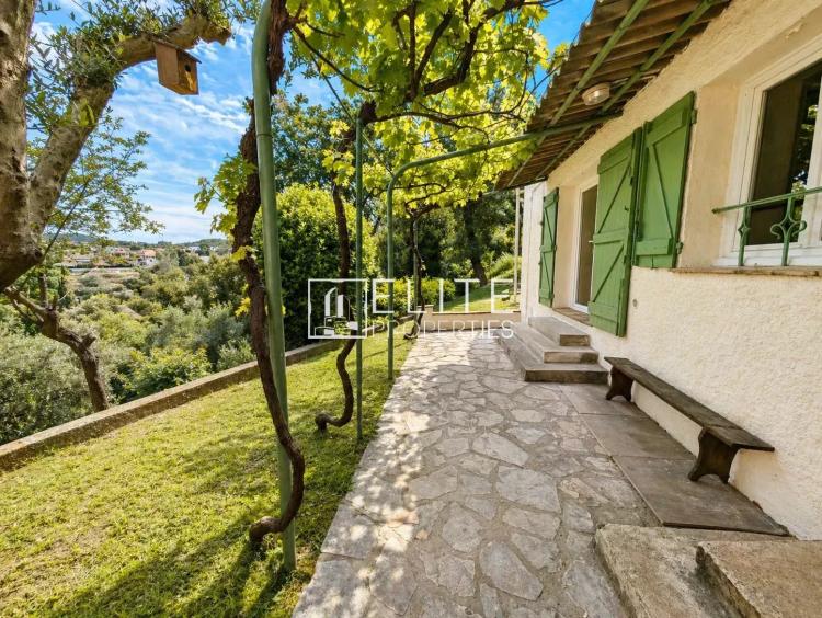 EXCLUSIVITE - LA ROQUETTE SUR SIAGNE , maison de 4 logements sur parcelle de 1990 m²