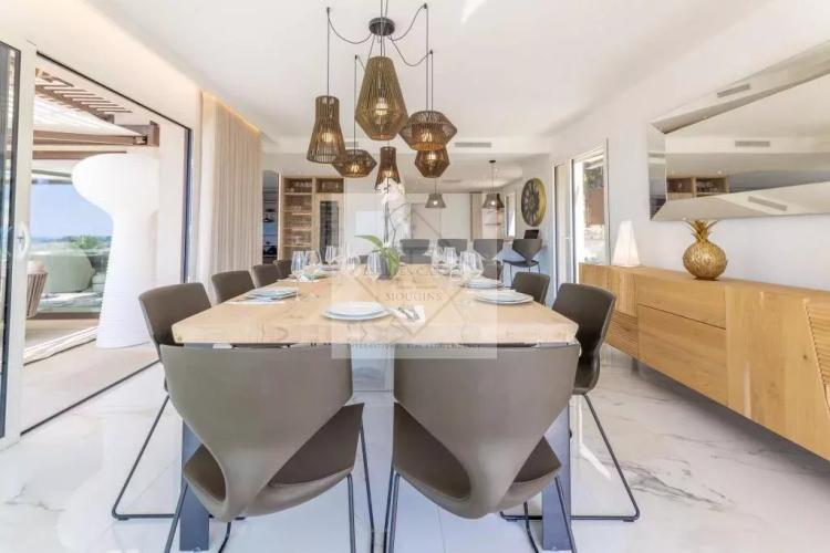 A LOUER VILLA MODERNE VUE MER  / MOUGINS