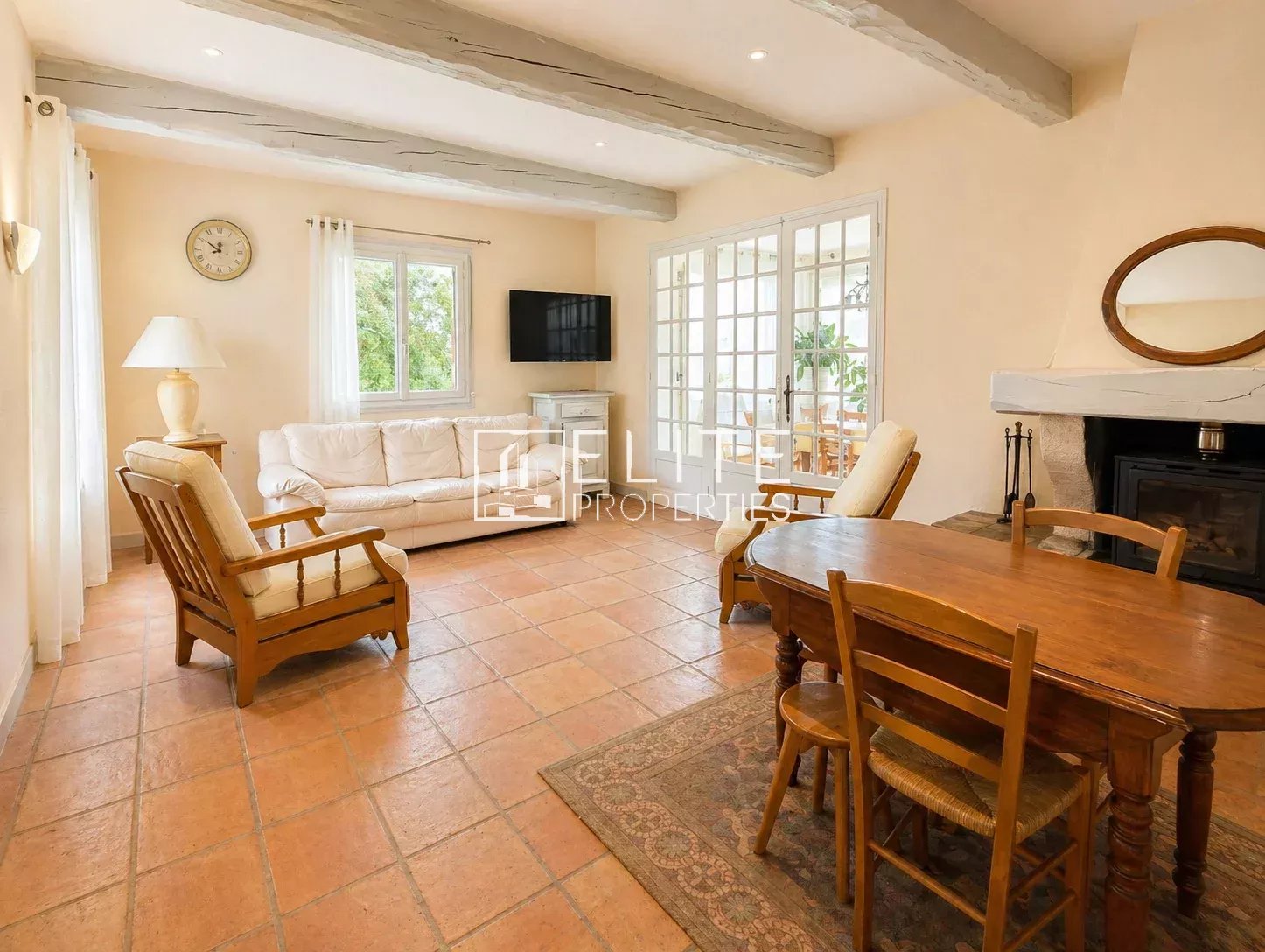 EXCLUSIVITE - LA ROQUETTE SUR SIAGNE , maison de 4 logements sur parcelle de 1990 m²