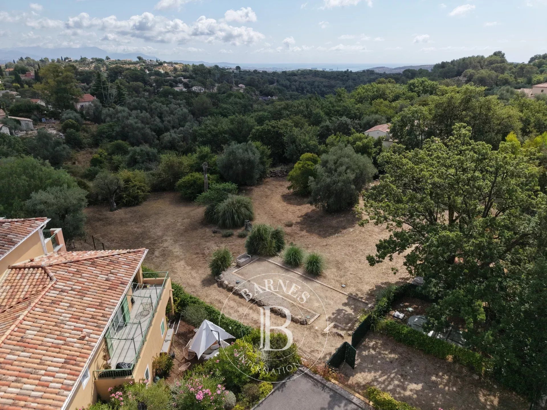 Roquefort les Pins - Terrain Calme Plat