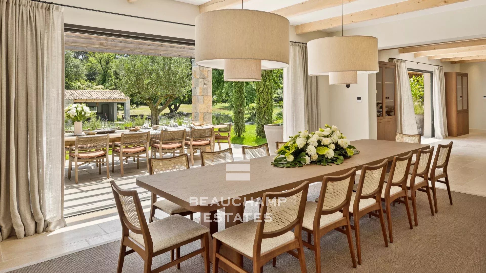 Exclusivité - Domaine privé  « LA REMONDIERE »  - Valbonne