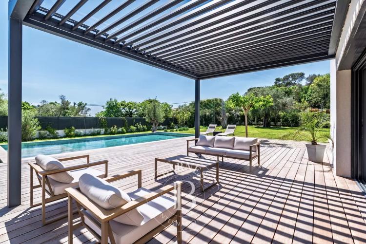 Roquefort-les-Pins - Villa contemporaine neuve aux prestations haut de gamme