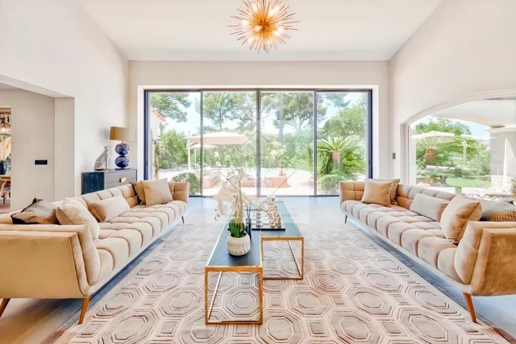 Superbe villa neuve de style provençal – Vue panoramique & intimité absolue