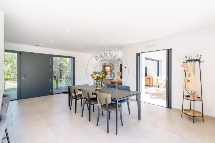 MOUGINS - VILLA CONTEMPORAINE – 4 CHAMBRES