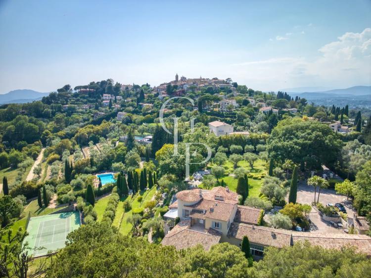 DOMAINE DE MOUGINS
