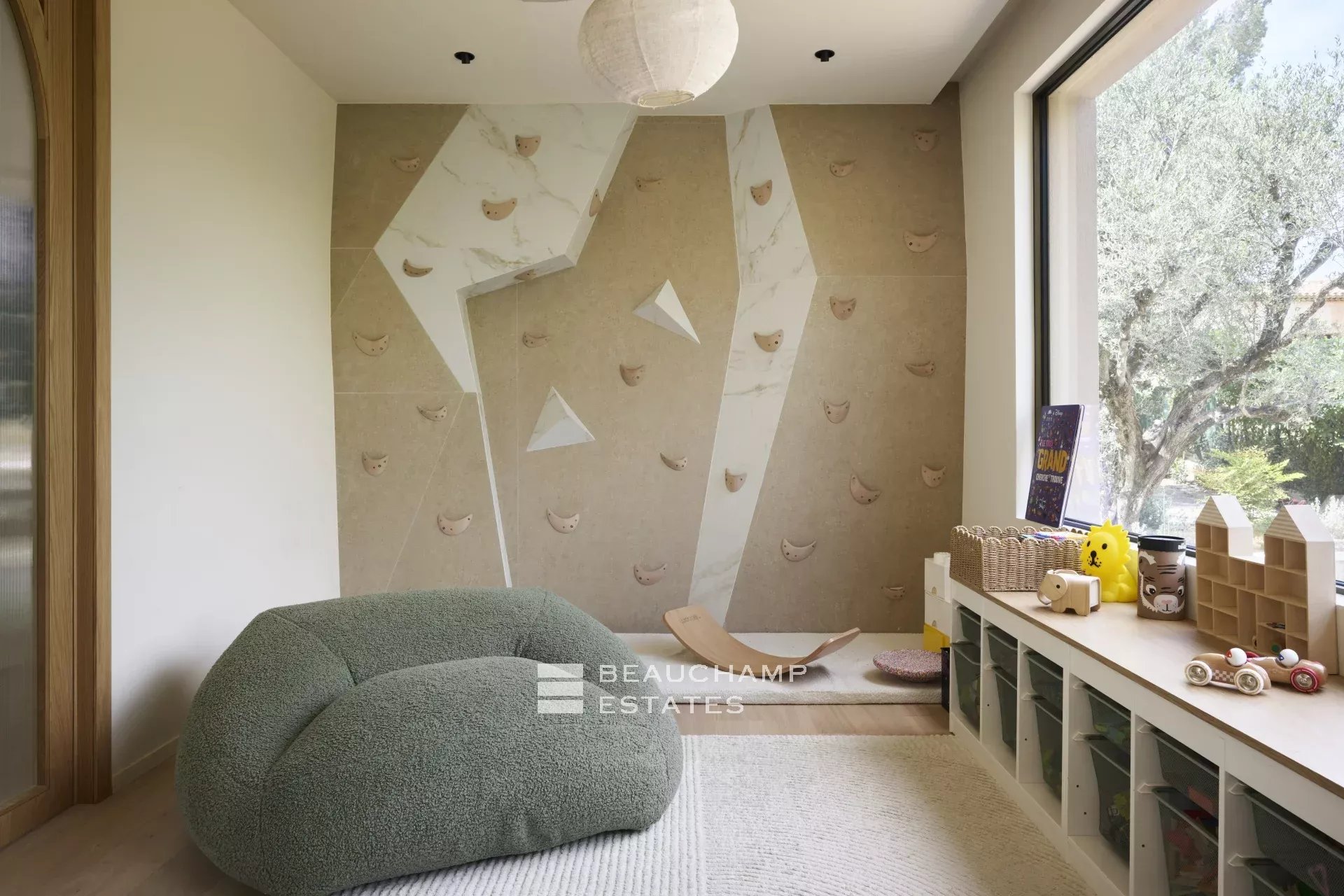 Villa contemporaine de 5 chambres proche de Mougins