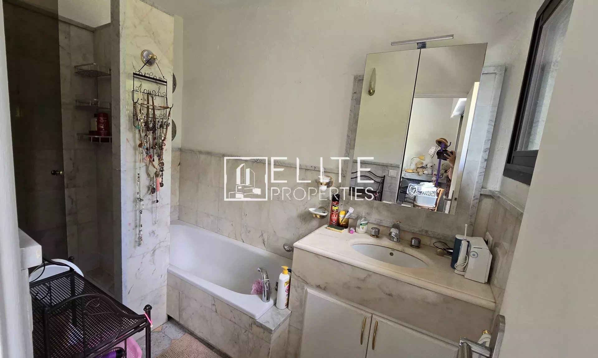 MAISON 4 PIÈCES 149m² + PISCINE MOUGINS