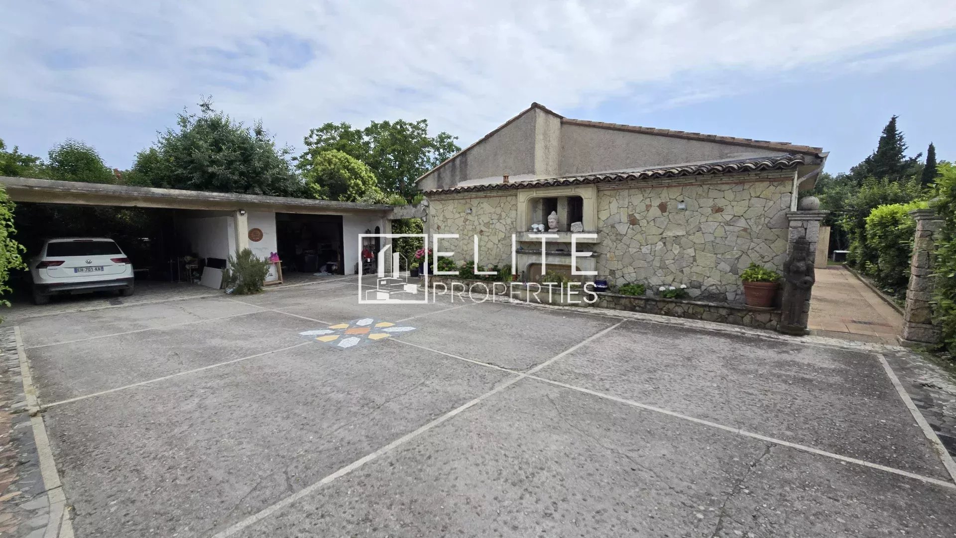 MAISON 4 PIÈCES 149m² + PISCINE MOUGINS