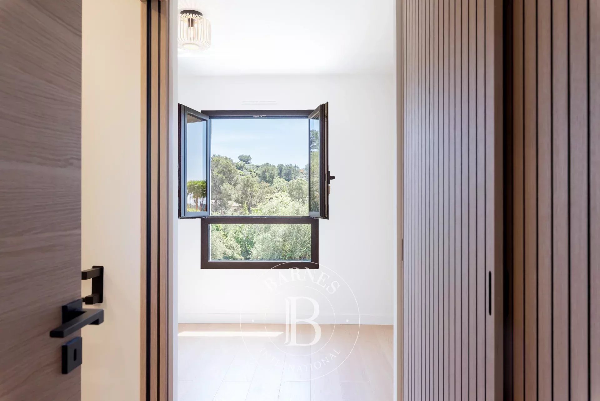 Roquefort-les-Pins - Villa contemporaine neuve aux prestations haut de gamme
