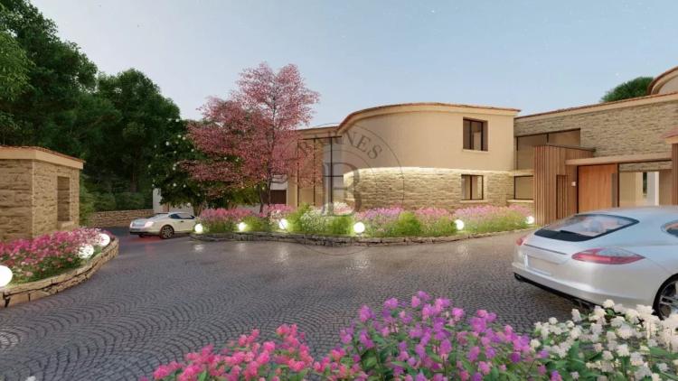 MOUGINS – PROJET DE VILLA D’ENVIRON 935 M² SUR TERRAIN DE PLUS DE 1 HECTARE