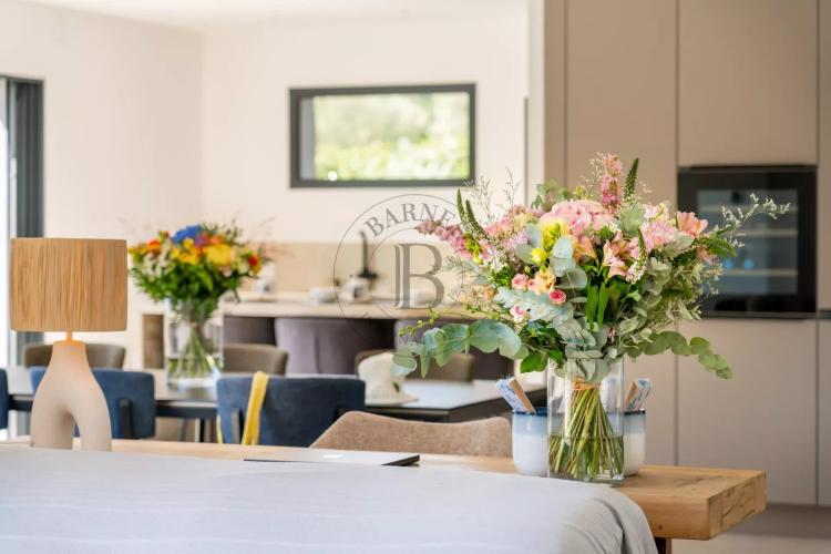 MOUGINS - VILLA CONTEMPORAINE – 4 CHAMBRES