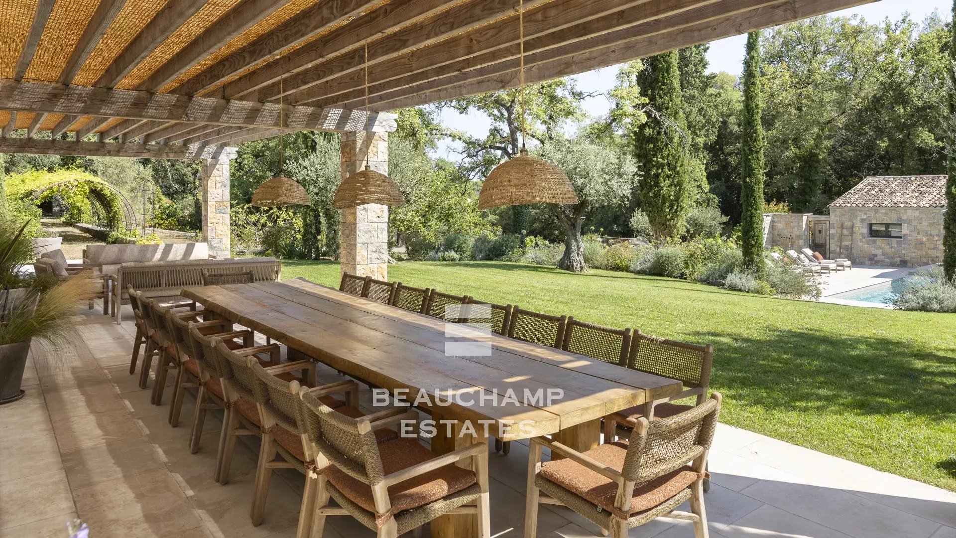 Exclusivité - Domaine privé  « LA REMONDIERE »  - Valbonne