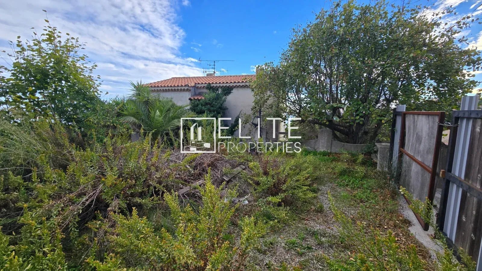 MAISON INDIVIDUELLE 7 PIÈCES 180 m² – VUE MER PANORAMIQUE – VALLAURIS