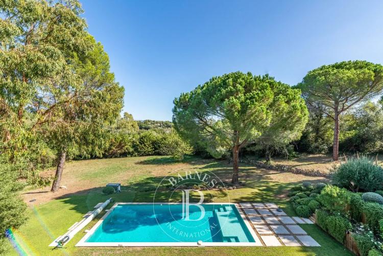 Valbonne - Domaine fermé - 5 chambres - Piscine
