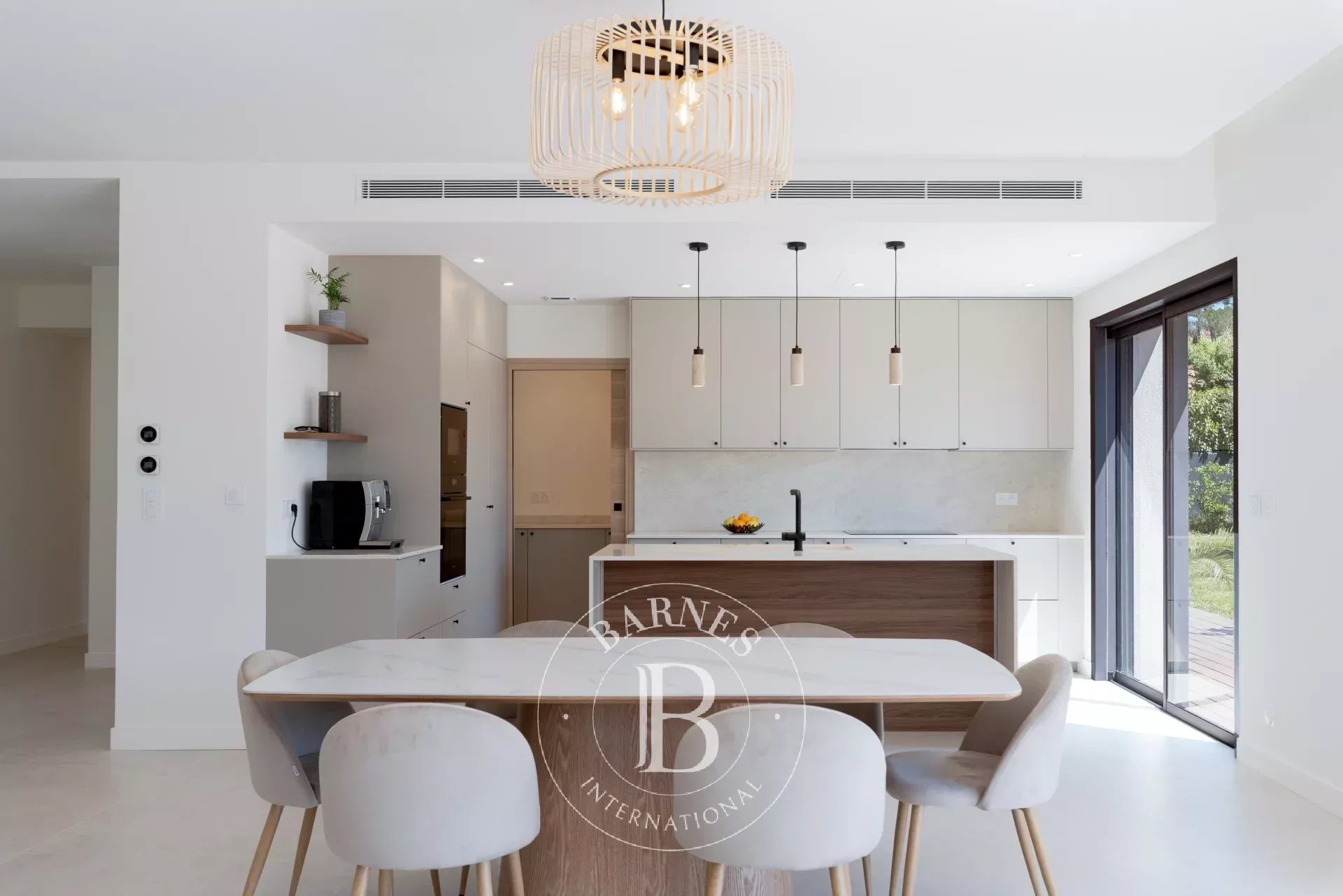 Roquefort-les-Pins - Villa contemporaine neuve aux prestations haut de gamme